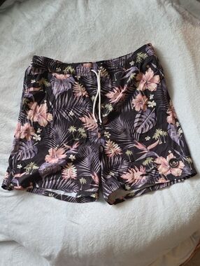 Floral Elastic Drawstring Bermuda Shorts - Black with Pink & Purple